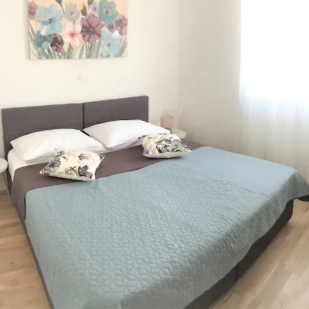 Town Ii Apartment